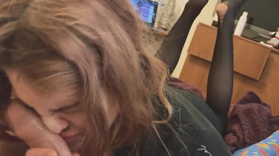 গলা শিশ্ন, ছেঁড়া pantyhose এবং ছেঁড়া হিল দেখা সুন্দর